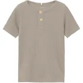 Name it Camiseta 'Kab' beige oscuro