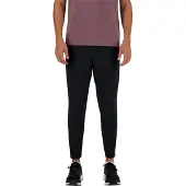 New Balance Slim Sweatpants In Black Talla: M | Pantalones Deportivos Outlet | Hombre | Negro