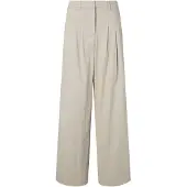 Y.A.S Pantalón plisado 'YASLulla' piedra