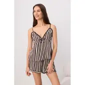 Trendyol Pijama de pantalón corto marrón oscuro / blanco