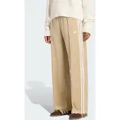 Adidas adidasPANTALÓN DE TEJIDO ATERCIOPELADO PLISADO XL Khaki Three Mujer