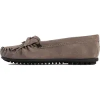 Minnetonka Mocasines 'Kilty' gris