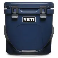 Yeti Roadie 24L Cooler, Navy Blue, nevera con correa