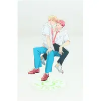 Uchiwa Figura Acrílica De Megumi Y Tsugumi 10 Cm