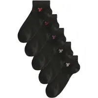 Next Calcetines lila / rojo / negro / blanco