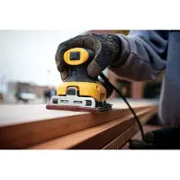 DeWalt Lijadora 84563 230w