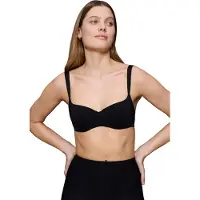 Triumph Sujetador 'Body Make-Up Illusion' negro