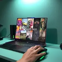 Lenovo Legion Pro 5i Gen 10 16 Intel Procesador Intel Core Ultra 9 275HX núcleos E de hasta 4,60 GHz núcleos P de hasta 5,40 GHz, Windows 11 Home 64, 1 TB SSD TLC - 83F3CTO1WWES2