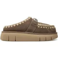 Mou para mujer. MU.FW531001A Zuecos de piel Bounce clog metal logo, taupe (37), 3 a 5cm, Ninguno, Casual, outlet 2026.