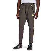 Adidas Pantalón deportivo 'Real Madrid Vis Tech Travel' lima / color barro