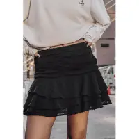 Mikuta The Black Ruffle Skort Talla: L | Mini Faldas Outlet | Mujer | Negro