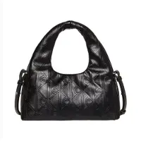 Calvin Klein Emblem Aop Puffer Bag Black Talla: OS | Bolsos de Mano Outlet | Mujer | Negro