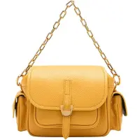 Coccinelle Leather Cross Body Bag With Chain Strap In Yellow Talla: OS | Bolsos de Mano Outlet | Mujer | Amarillo