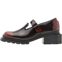 Dr. Martens Zapatillas 'Maybole' rojo cereza / negro