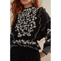 Farm Rio Black Embroidered Ruffle Longe Sleeve Blouse Talla: S | Manga Larga Outlet | Mujer | Negro