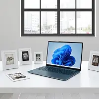 Lenovo Yoga Slim 7 Gen10 14 AMD Procesador AMD Ryzen AI 7 350 2,00 GHz hasta 5,00 GHz, Windows 11 Home 64, 1 TB SSD M.2 2242 PCIe Gen4 TLC - 83JYCTO1WWES2