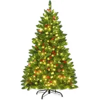 Costway , árbol de Navidad artificial de 135 cm con luces LED de color blanco cálido, base de metal, piñas, bayas rojas y sistema plegable. Árbol de Navidad con agujas de PVC, color verde