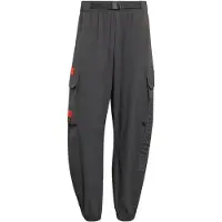 Adidas adidasPANTALÓN REFINADO DE TEJIDO TÉCNICO AUDI REVOLUT F1 TEAM S Utility Black / Hi-Res Red Hombre