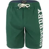 Superdry para hombre. M3010268A Bañador Logo 19 Boardshort verde (S), Beachwear, Poliéster Reciclado, outlet 2026.