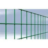 Cavatorta Malla electrosoldada galvanizada, plastificada en verde, con dimensiones de 50x75 mm, alambre de diámetro 2,1 mm, altura: 180 cm.