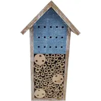 OEM Hotel para insectos fabricado con madera de nogal sostenible certificada pory bambú, de 15 x 30 x 13 cm, en color marrón y azul