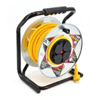 AWTOOLS , cable extensor enrollable de metal, color amarillo, alta resistencia, 25 metros, 3 x 1,5 mm, 16A / 3680W / IP44, con revestimiento de neopreno