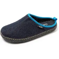 Nuvola Nuvola. Zapatillas de casa 'Zueco Rim' azul oscuro