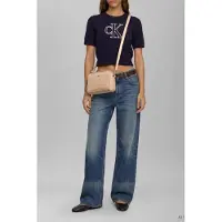 Calvin Klein Quilted Nylon 2x Straight Bag Tannin Talla: OS | Bandoleras Outlet | Mujer