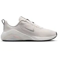 Nike Calzado deportivo 'Bella 7' gris plateado / piedra / negro