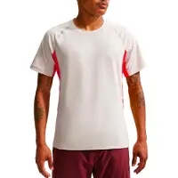 Nike - ACG Wildsee Dri-FIT Short-Sleeve Base Layer - Camiseta funcional size M, beige