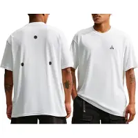 Nike - ACG Dri-Fit Tee Std Hike Little Badge Reflective - Camiseta funcional size XL, blanco