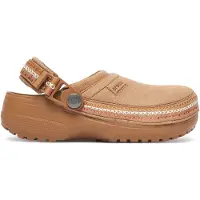 Crocs Zuecos Classic Crafted Vegan Suede Stitch