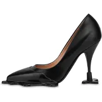Moschino Morphed Effect Calfskin Pumps Black Talla: 37.5 | Pumps Outlet | Mujer | Negro