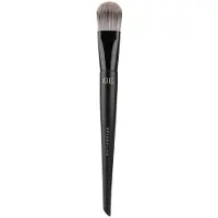Beter 23 brochas de maquillaje fluido
