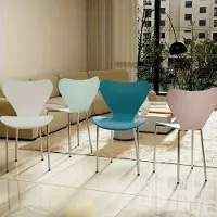 OEM Juego de 4 sillas de plástico apilables, disponibles en cuatro colores: blanco, azul, rosa y verde