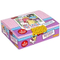 Panini Caja De 24 Paquetes De Tarjetas Coleccionables Hello Kitty Friends