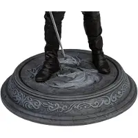 Dark Horse Geralt De Rivia El Brujo 17 Cm
