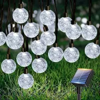Dripio Guirnalda solar de 10 metros, con 30 LEDs, bolas de cristal, luz blanca fría, resistente al agua