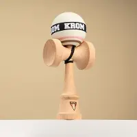 Markenlos Kendama STROGO Neapolitan Vanille: Kendama de madera para principiantes y avanzados. Juego de habilidad con bola, ideal para interiores y exteriores. Juguete de madera con cuerda y bola